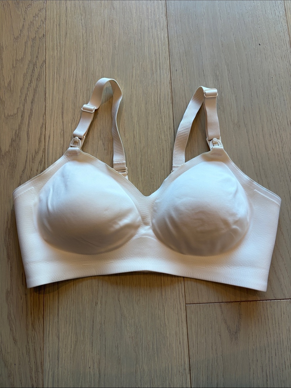 Momcozy Ultra Soft Seamless Nursing Bra